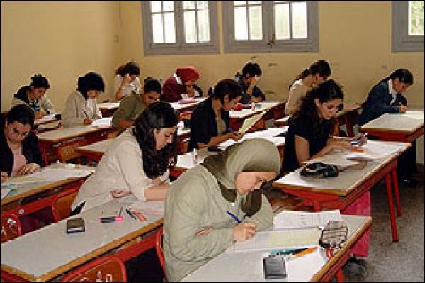 مواعيد إجراء الامتحانات المدرسية للسنة الدراسية 2012/2013 Thumbnail.php?file=examen_bac_207914407
