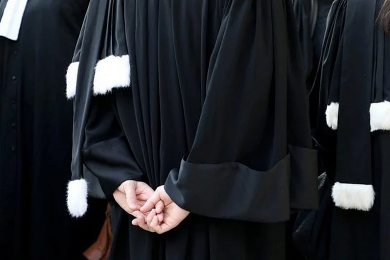 في ظل إضراب المحامين ضد قانون المهنة المعروض على المحكمة الدستورية هيئة الدار البيضاء تقر منحاً استثنائية لفائدة المتمرنين والرسميين