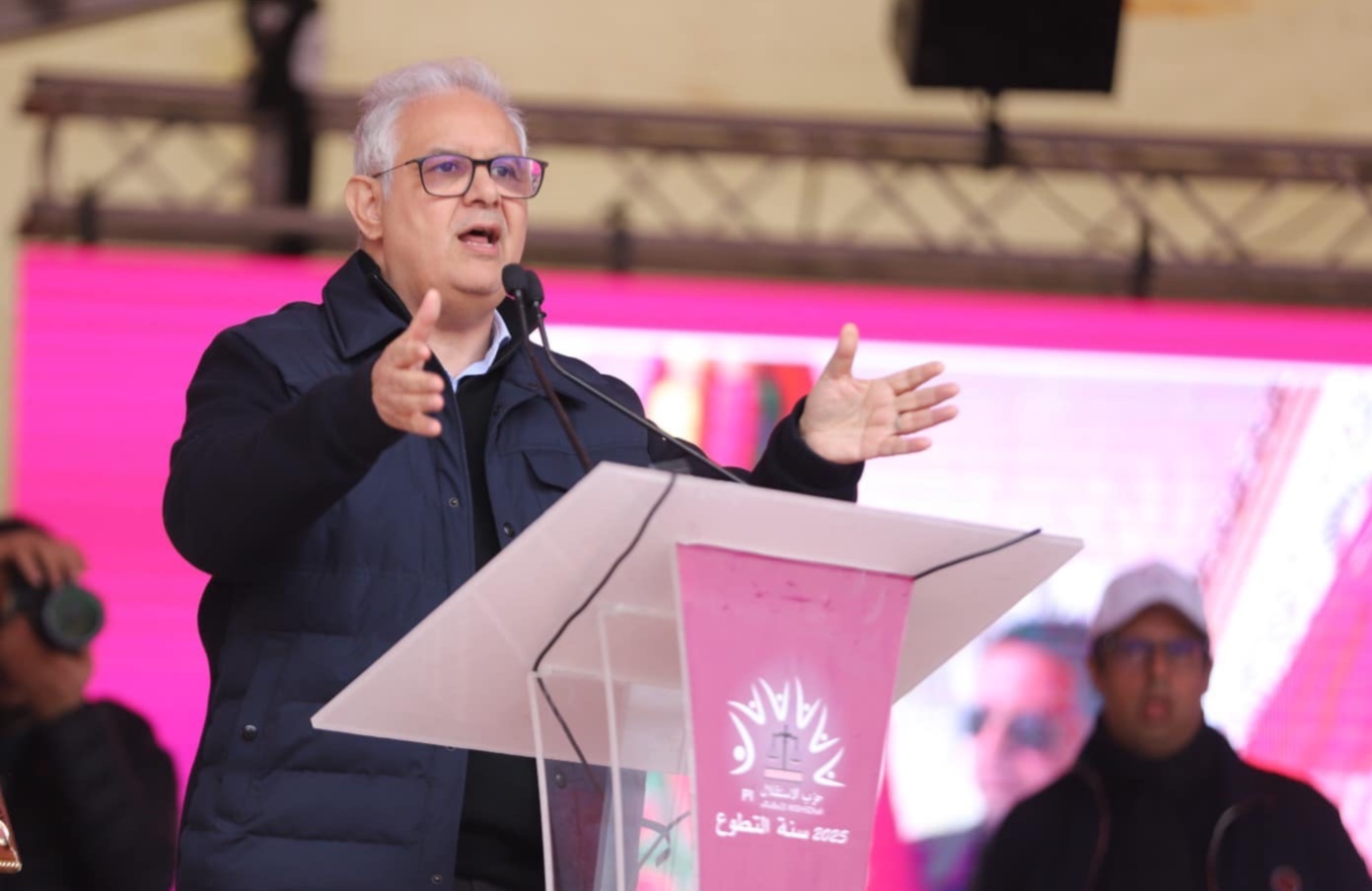 بالفيديو.. تصريحات "بركة" المستنكرة لغلاء الأسعار تجر عليه سخرية عارمة وغضبا واسعا 4 1000032830 1739694609