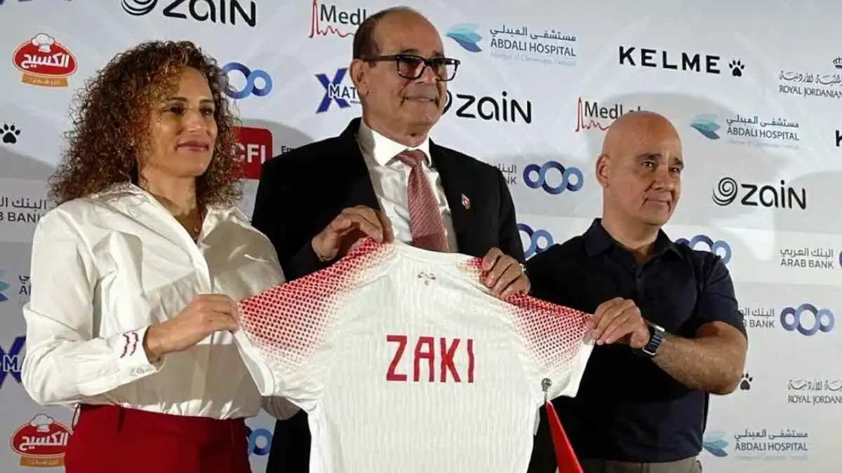 تقديم بادو الزاكي مدربا جديدا للمنتخب الأردني تقديم بادو الزاكي مدربا جديدا للمنتخب الأردني
