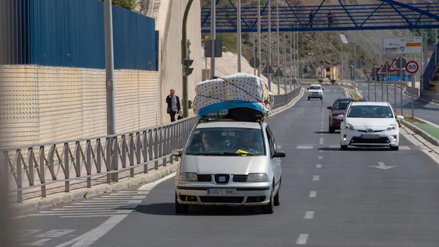 بسبب 50 يورو.. القضاء الإسباني يدين مغربياً حاول إرشاء شرطي بمعبر "تراخال" 4 1000204782 1771500205