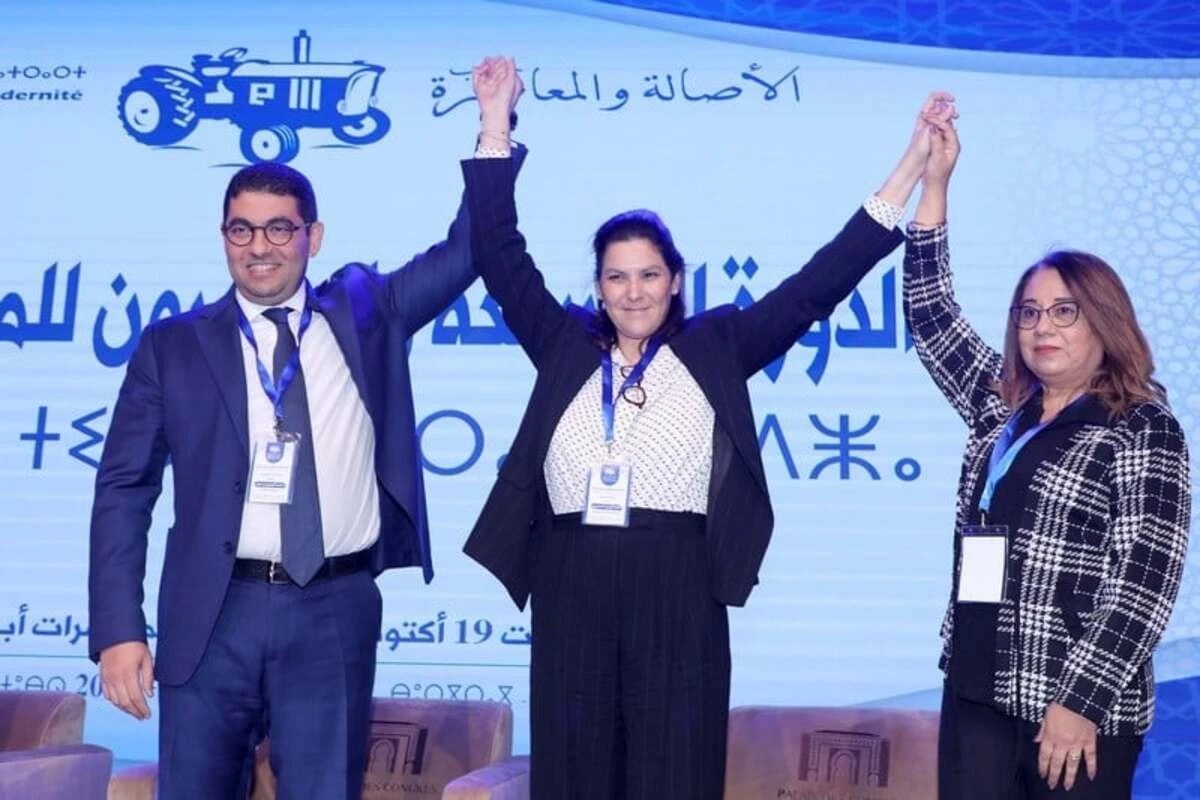 عاجل.. الداخلية تعلن تصدر “البام” للانتخابات متبوعا بـ”الأحرار” و”الاستقلال”..و”البيجيدي” رابعا عاجل.. الداخلية تعلن تصدر “البام” للانتخابات متبوعا بـ”الأحرار” و”الاستقلال”..و”البيجيدي” رابعا
