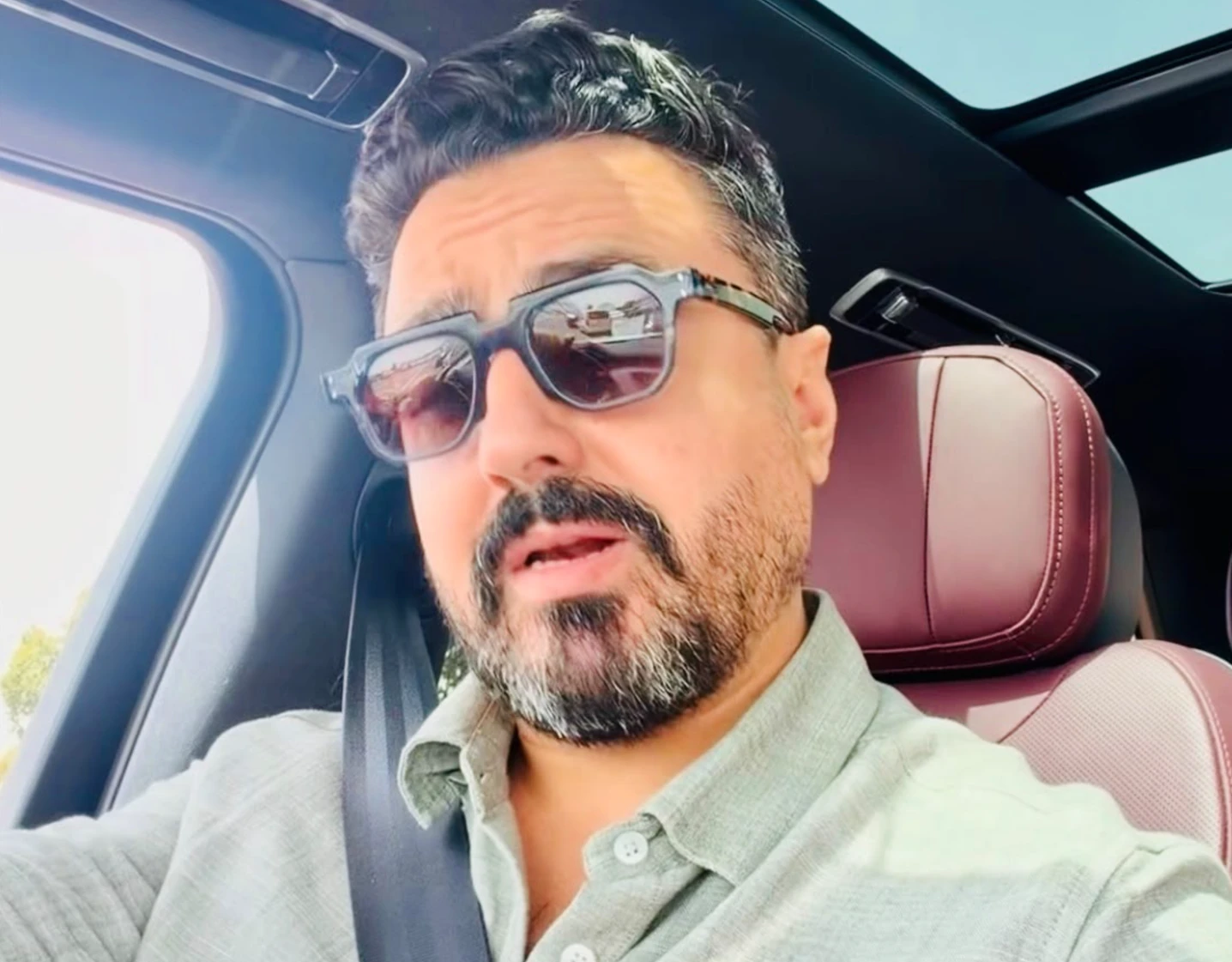 العلالي معلقًا على بعض مظاهر الغلاء بمراكش: “وا بزاف على الطمع!!” العلالي معلقًا على بعض مظاهر الغلاء بمراكش: “وا بزاف على الطمع!!”