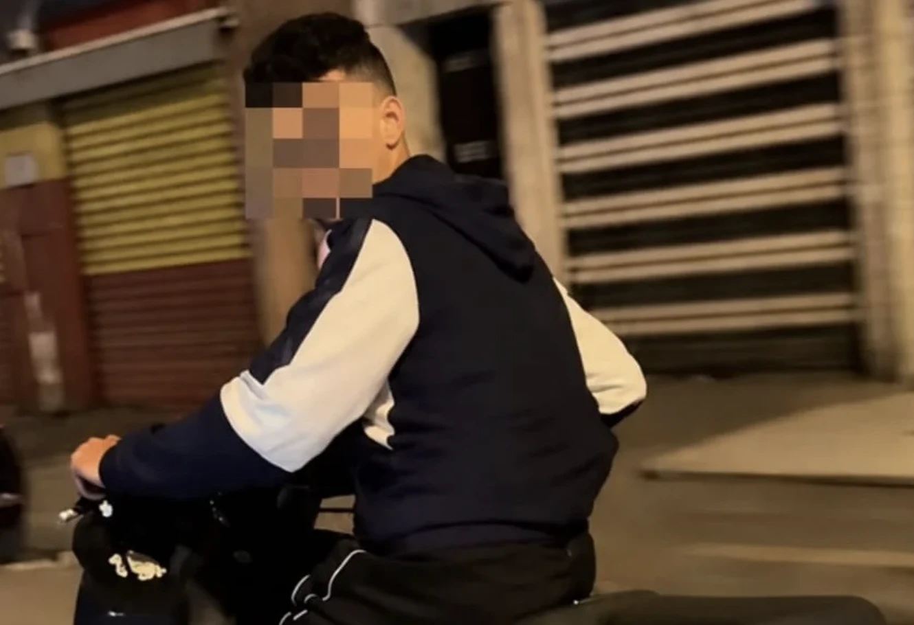 فيديو يوثق سرقة دراجة نارية بشاطئ مونيكا يقود إلى توقيف المشتبه فيه فيديو يوثق سرقة دراجة نارية بشاطئ مونيكا يقود إلى توقيف المشتبه فيه