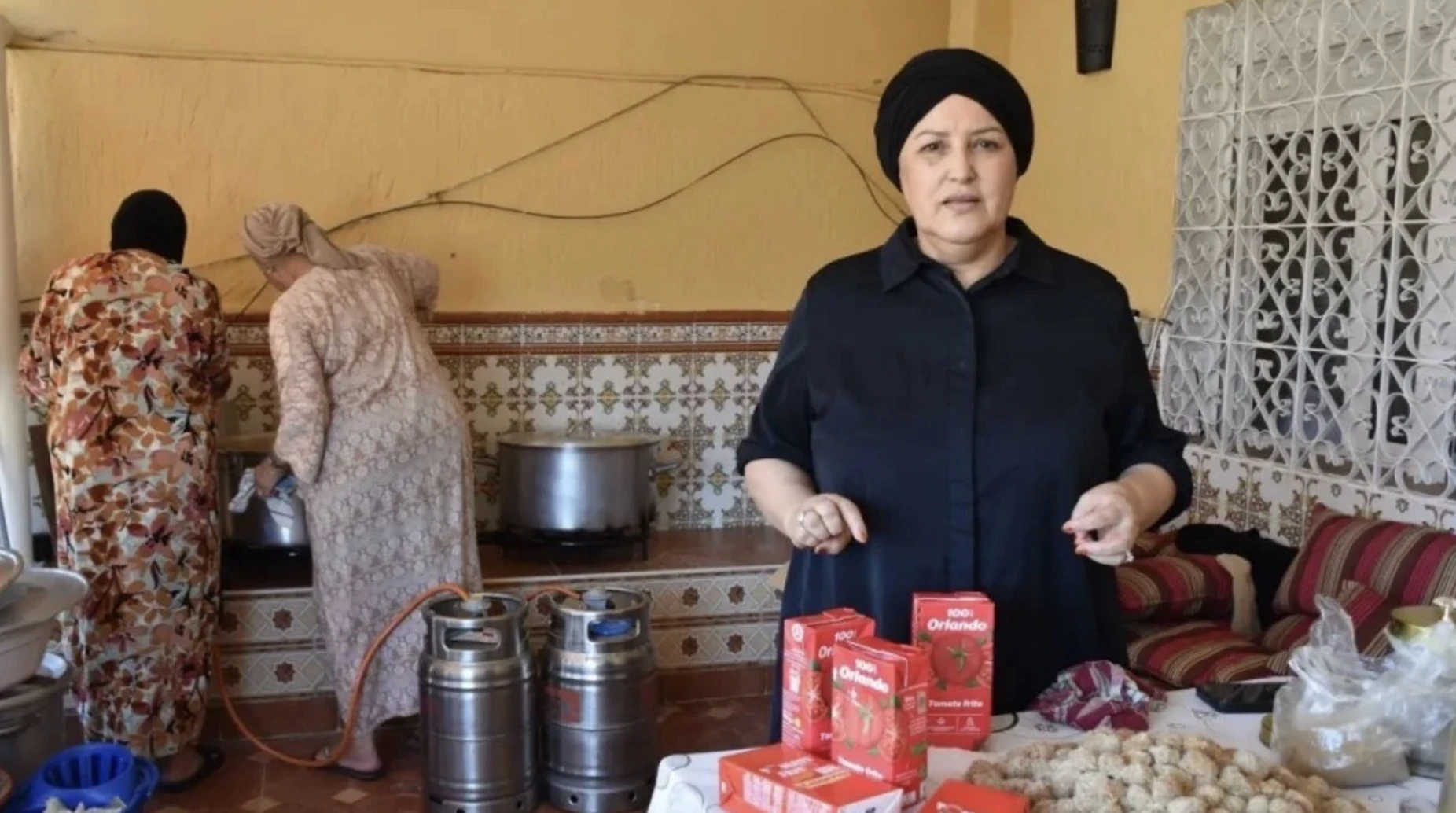 "صباح السبتاوية" على وشك رفع الراية البيضاء: نحن منهكون ولا أستطيع توفير المبيت للفتيات