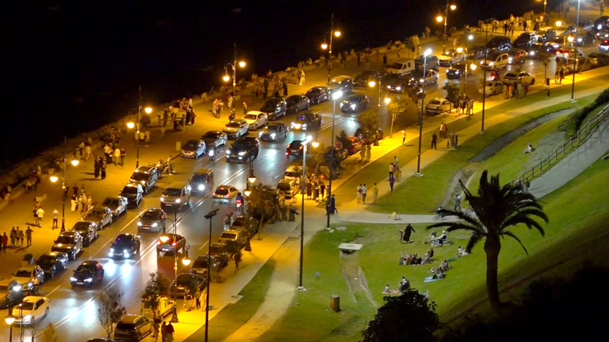بتعليمات من الوالي.. فرض إغلاق جميع المقاهي والمطاعم عند الثانية ليلا بطنجة