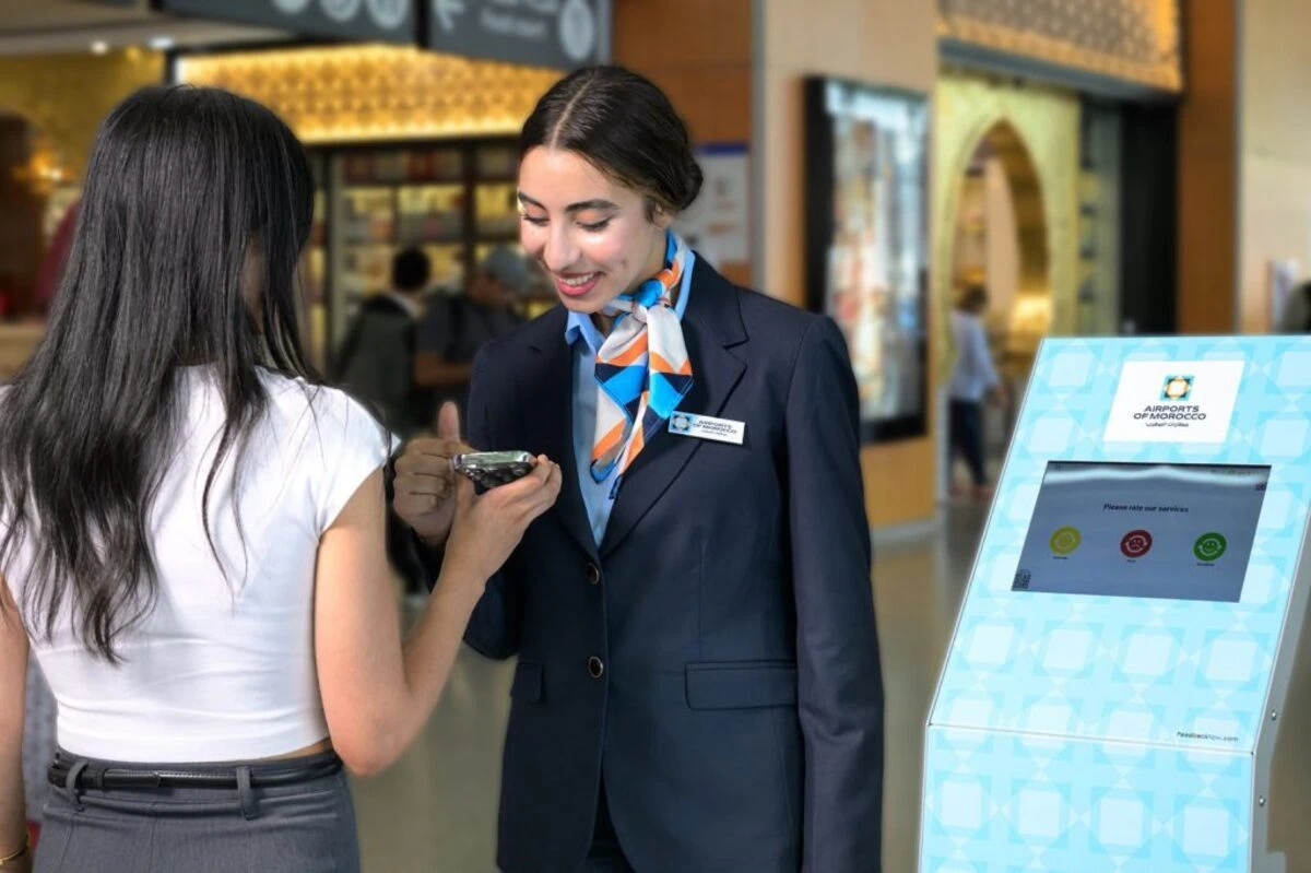 المطارات المغربية تعتمد زياً جديداً لفرق الاستقبال والمواكبة