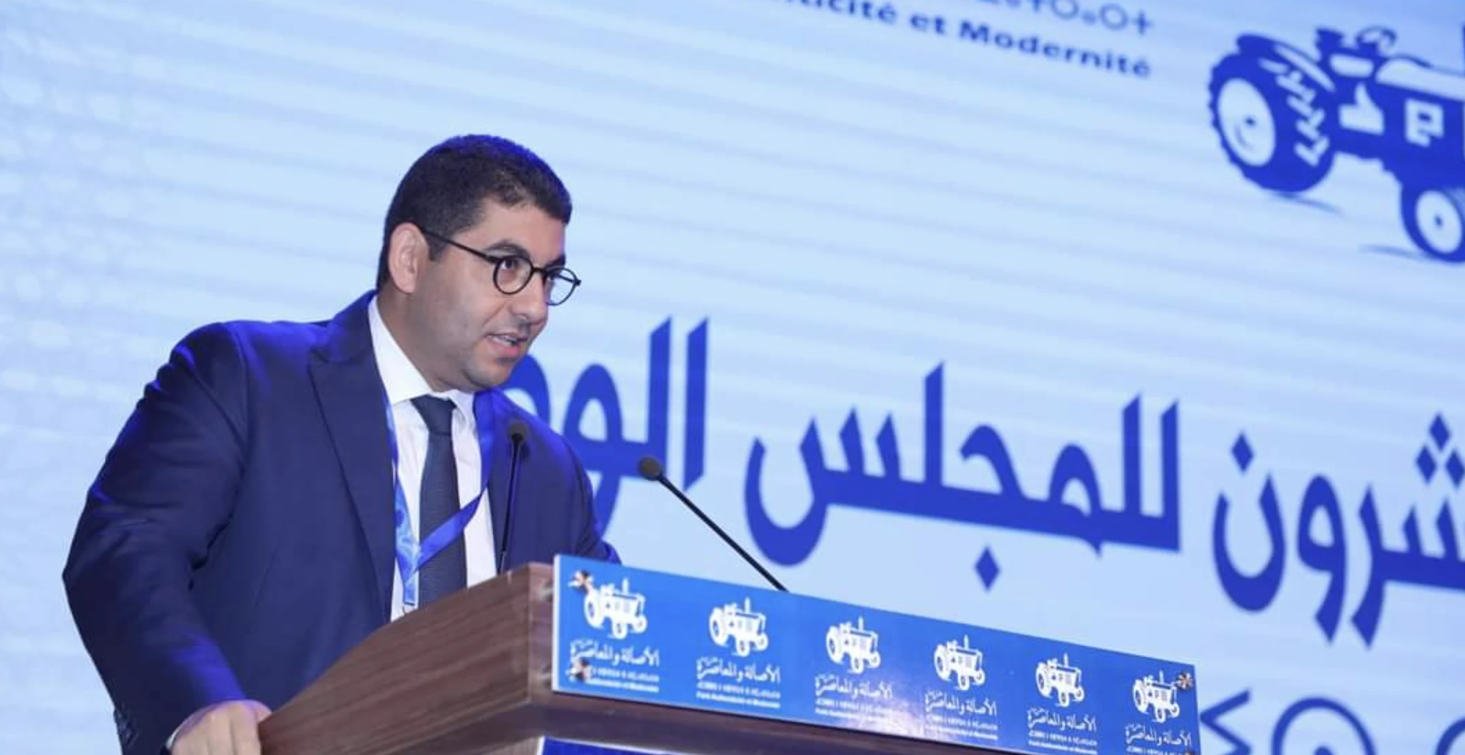 بنسعيد يُبدي استعداد "الأصالة والمعاصرة" لاعتماد عطلة السبت في قطاع التعليم