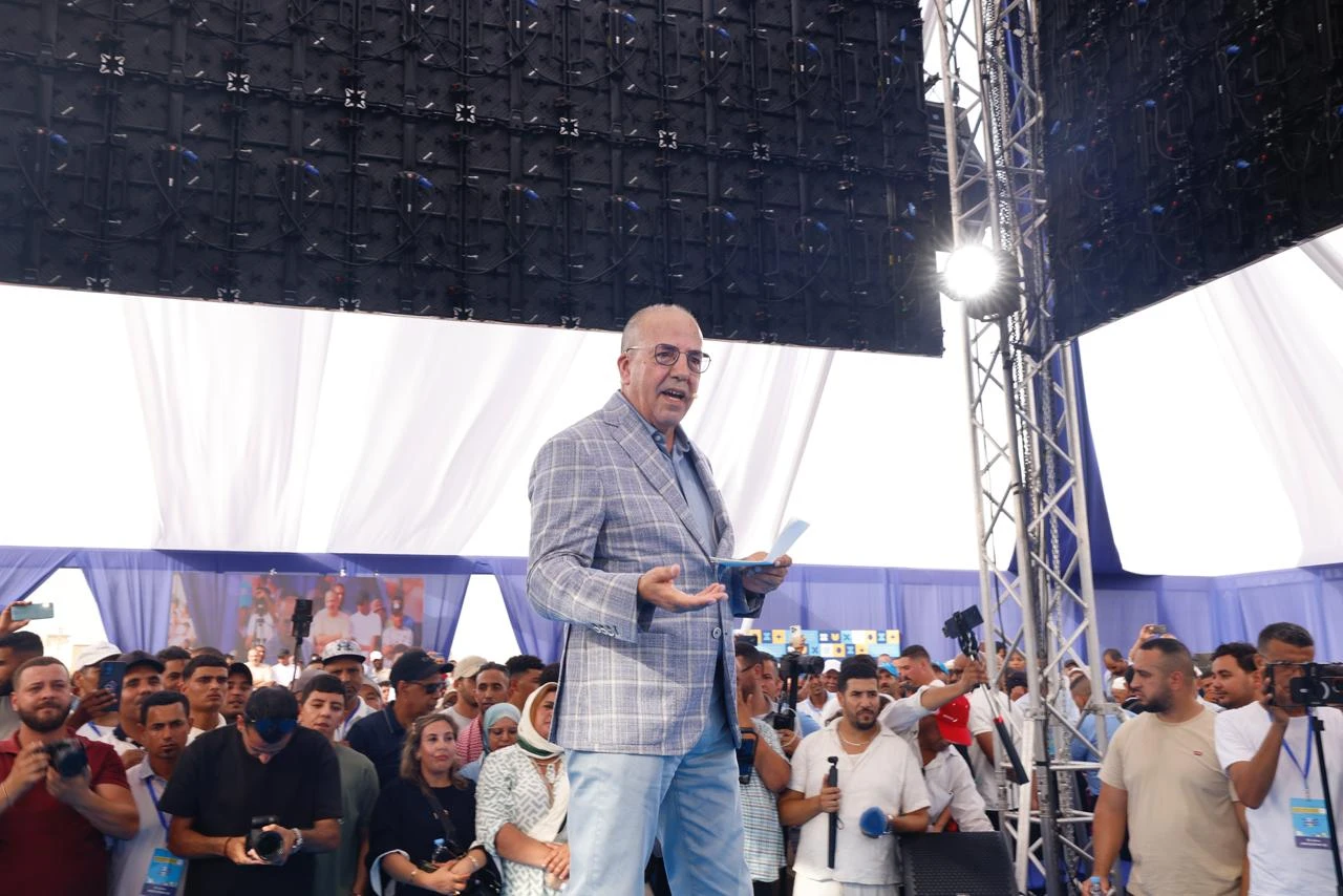 الأحرار يضعون سيدي قاسم في قلب السيادة الغذائية والبواري يعلن عن استثمارات تاريخية بـ 15 مليار درهم الأحرار يضعون سيدي قاسم في قلب السيادة الغذائية والبواري يعلن عن استثمارات تاريخية بـ 15 مليار درهم