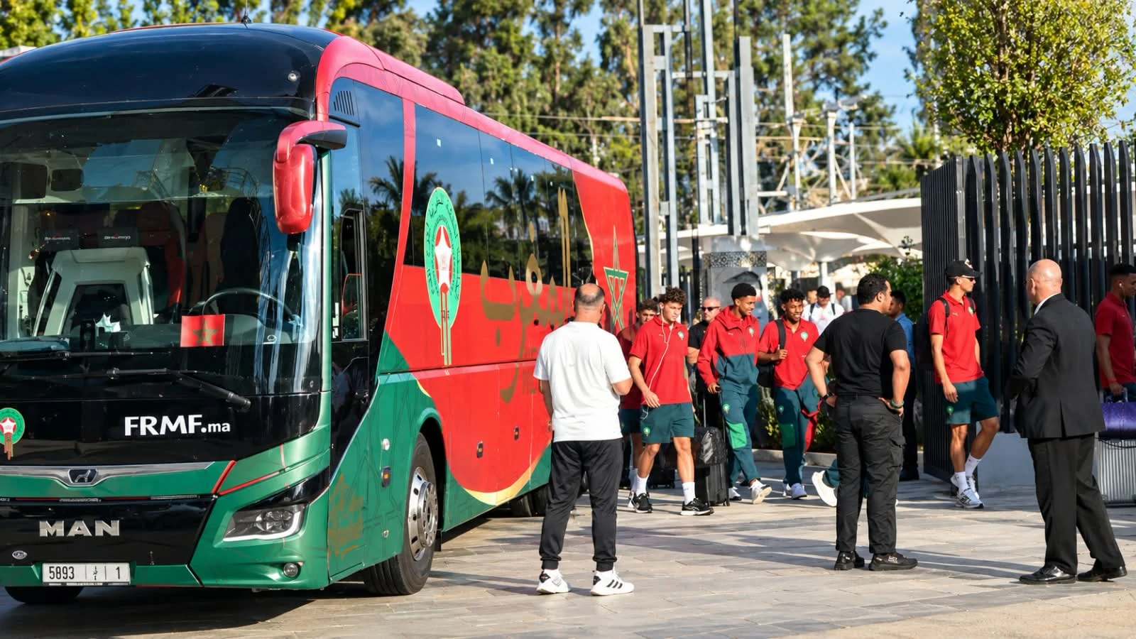 وصول المنتخب المغربي إلى طنجة لمواجهة مالي وديا الأحد المقبل