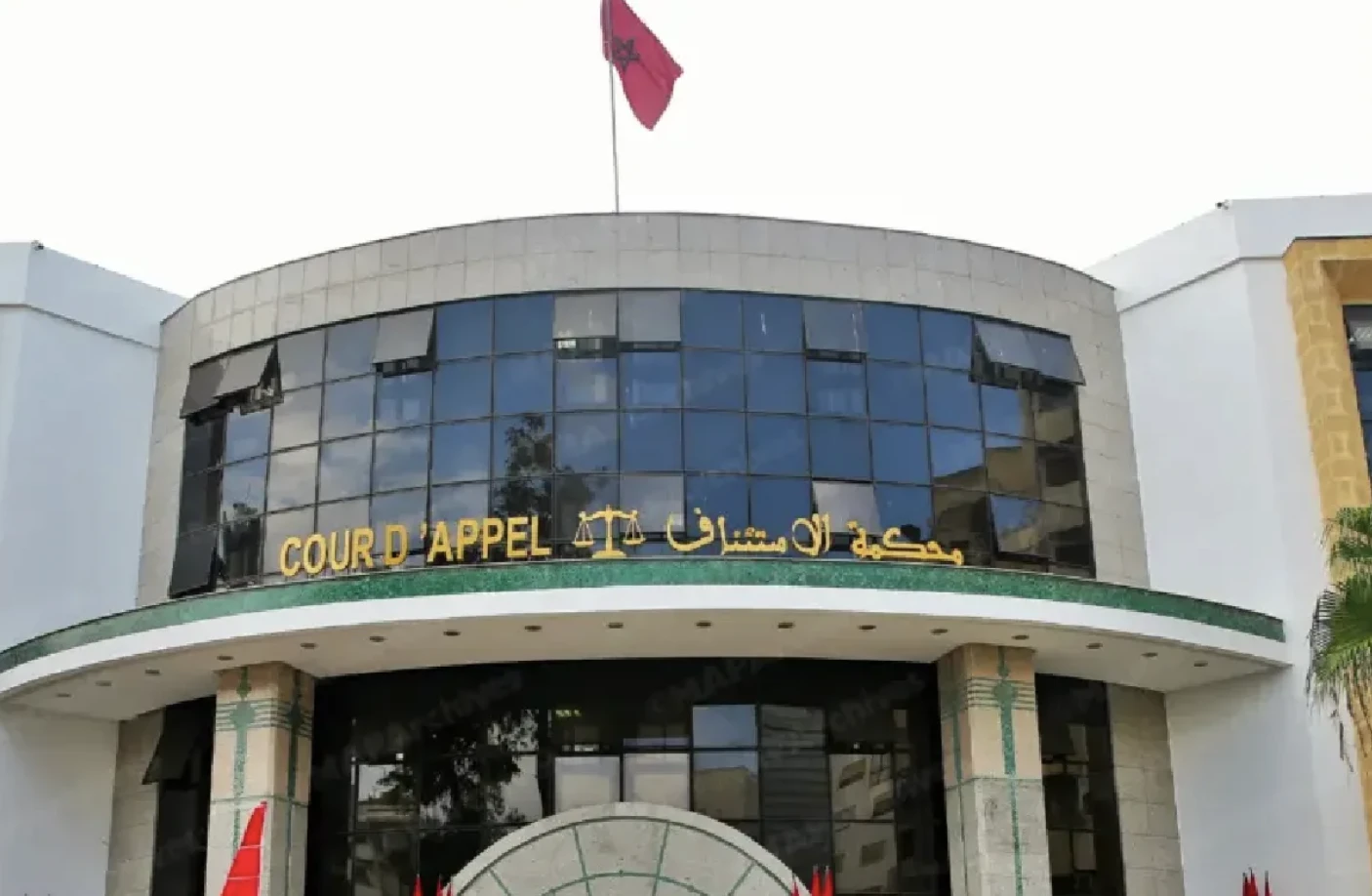 انتهى زمن السيبة.. 7 سنوات حبسا نافذا لنائب رئيس مقاطعة مغوغة بتهمة تزوير عقاري انتهى زمن السيبة.. 7 سنوات حبسا نافذا لنائب رئيس مقاطعة مغوغة بتهمة تزوير عقاري