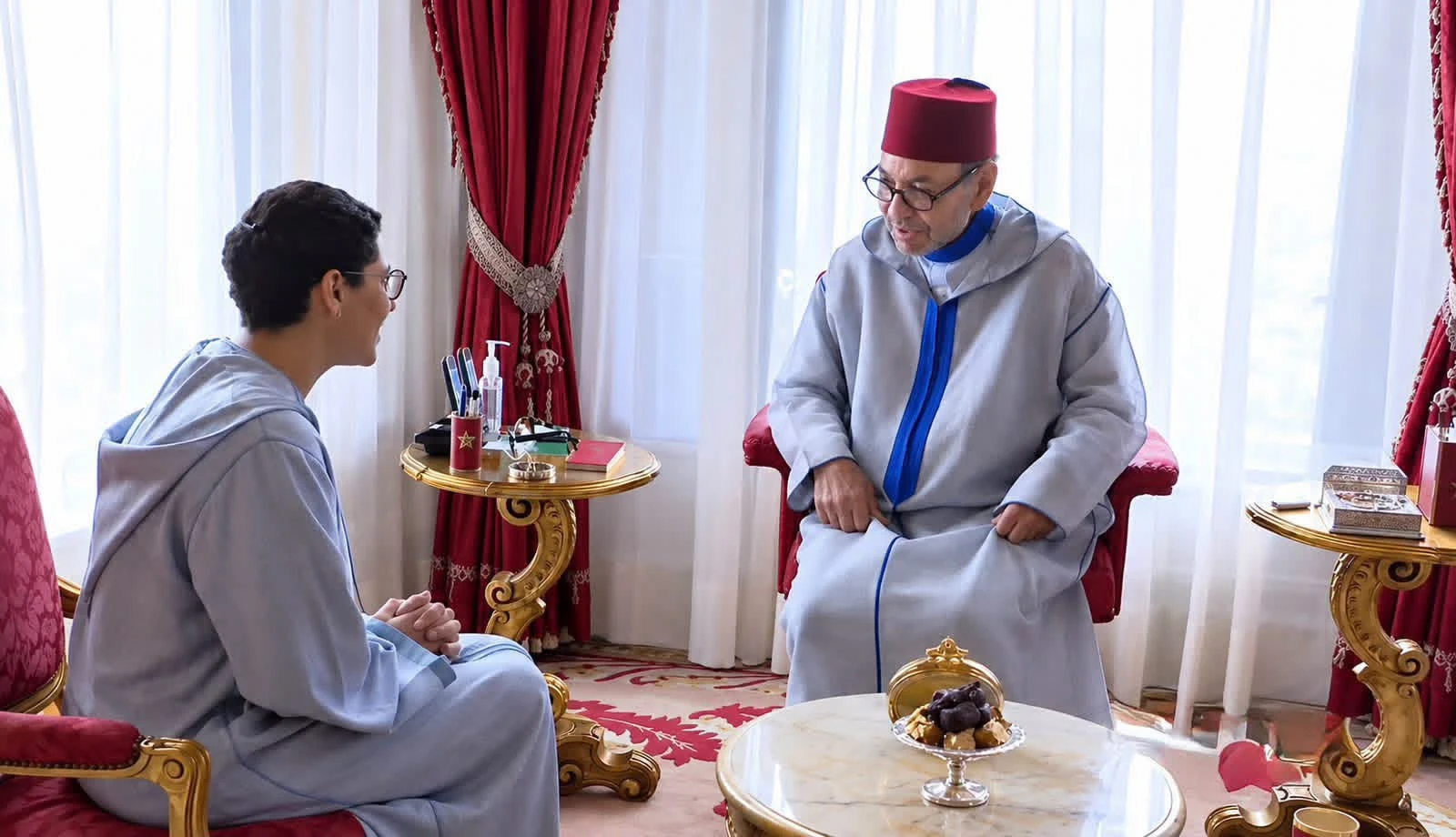 رسميا.. الملك محمد السادس يعين فاطمة الزهراء المنصوري رئيسة للحكومة ويكلفها جلالته بتشكيل الحكومة الجديدة
