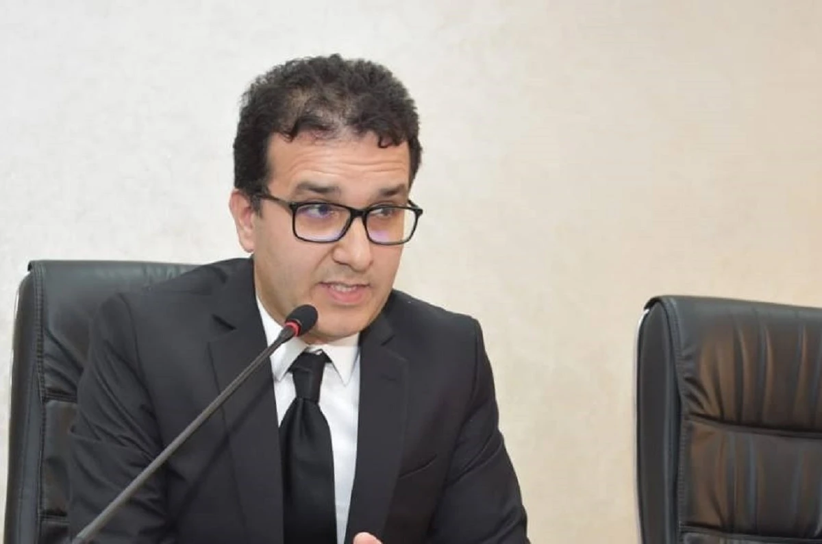 العدل الانتخابي أولا: من يحمي الأمي من شراهة السياسي؟ العدل الانتخابي أولا: من يحمي الأمي من شراهة السياسي؟