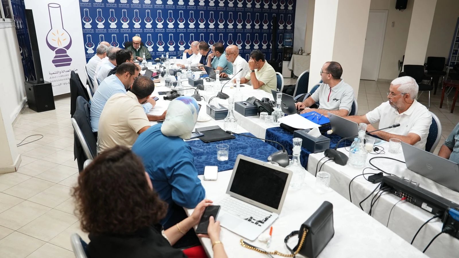 الأمانة العامة لـ”البيجيدي” تختار “المعارضة” وتدعو إلى مجلس وطني استثنائي مستعجل الأمانة العامة لـ”البيجيدي” تختار “المعارضة” وتدعو إلى مجلس وطني استثنائي مستعجل