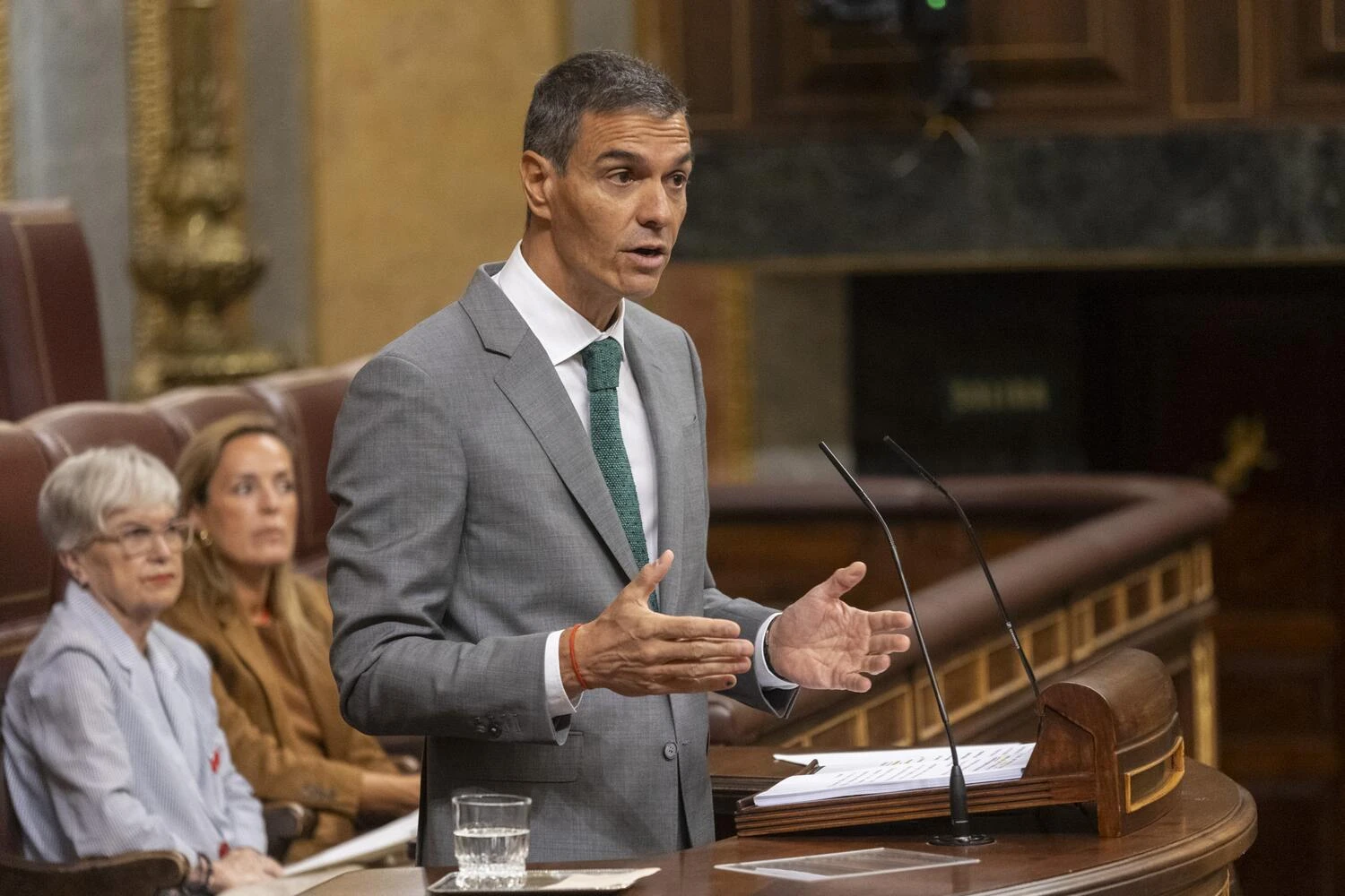 "إلباييس": سانشيز يلمّح إلى احتمال مسؤولية المغرب في أحداث سبتة لتخفيف الضغوط على حكومته