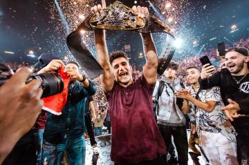  المغربي ليل زو يحرز بطولة العالم في البريك دانس ويهدي المغرب انجازا تاريخيا