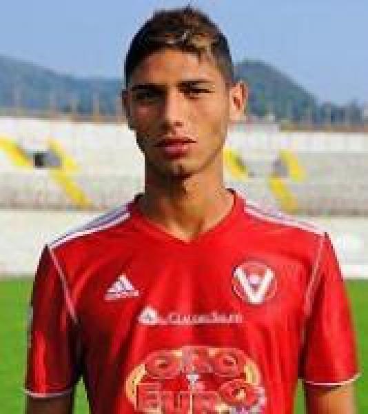 مغربي آخر قد يلتحق بأرسنال