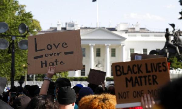 إعلان حظر التجول في واشنطن بعد اقتراب المحتجين من البيت الأبيض