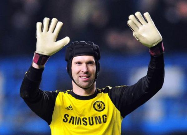 بيتر تشيك يحزم حقائبه ويرحل من تشيلسي إلى هذا الفريق