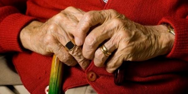 أمر لا يصدق.. أخوة يتفقون على قتل أمهم "استدعاء للشيطان"