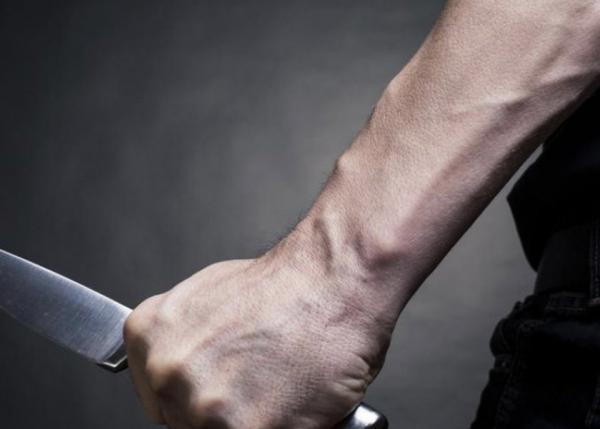 مغربي يذبح حبيبته في الشارع العام بسبب الغيرة الشديدة !