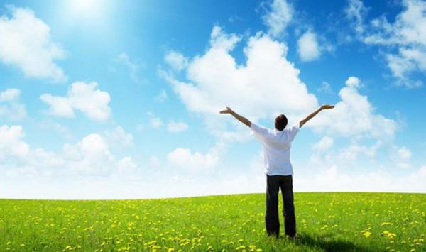 السحب الممطرة تغادر أجواء المملكة وارتفاع تدريجي في درجات الحرارة بدءا من الغد