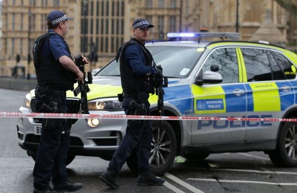 فظيع...حجز شاحنة ببريطانيا وبداخلها 39 جثة مجهولة الهوية