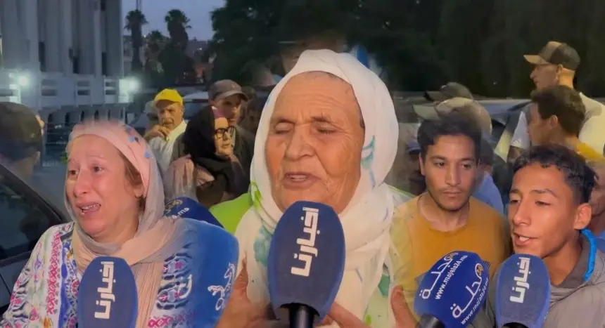 بعد الحكم عليهم بـ140سنة سجناً..عائلات متهمي قضية “الحاكم الجماعي”تنهار: ولادنا مظلومين