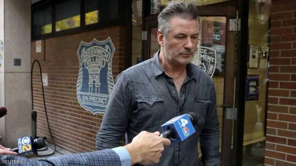 احتجاز ممثل أميركي بعد "معركة" على موقف سيارة