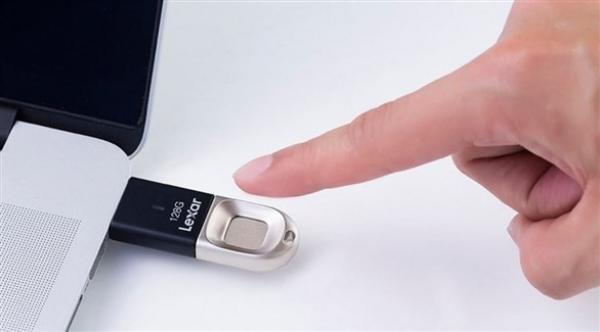 وحدة تخزين فلاشية ببصمة الأصابع من ليكسار