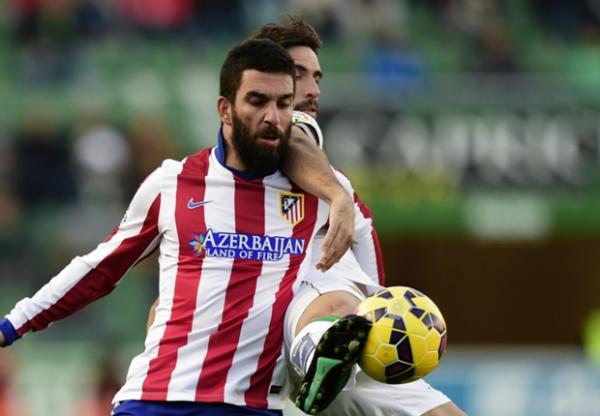 التركي أردا توارن : بدلوا صوتي في استفتاء "الفيفا"