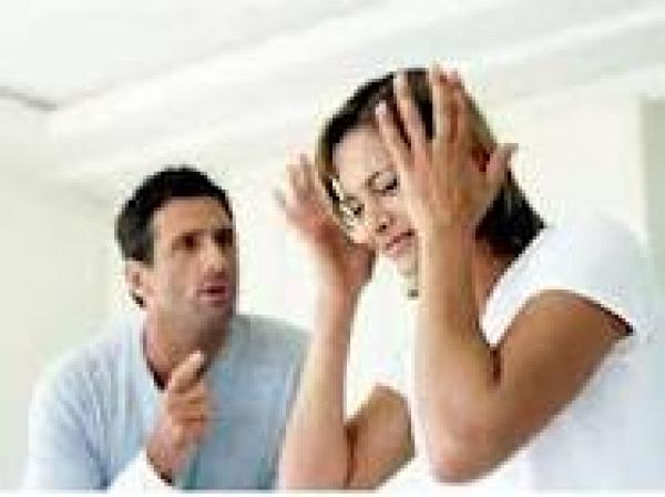 ما تكره المرأة سماعه من شريكها