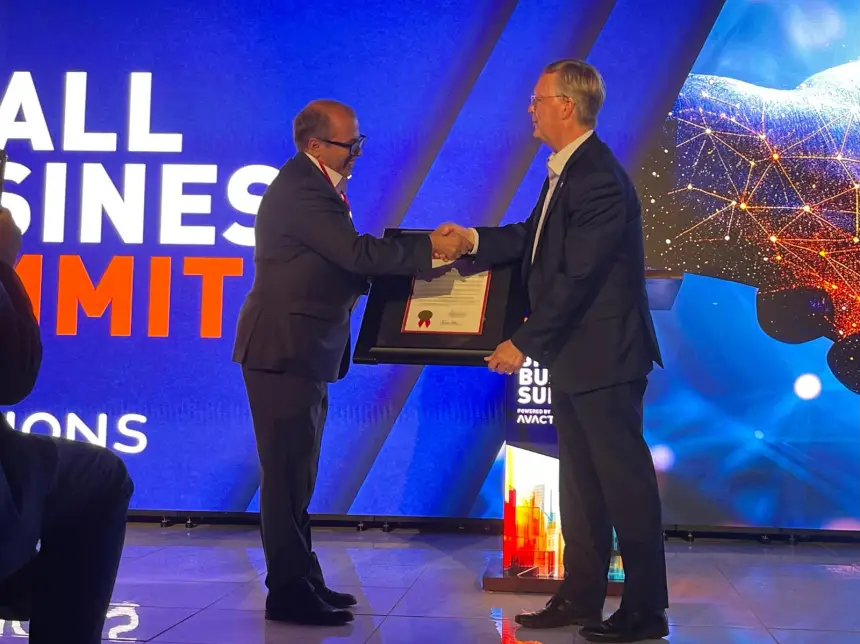 بفيرجينيا.. "جسور النجاح" تحتفي بالعلاقات المغربية الأمريكية في عامها الـ 247 بمشاركة نخبة من الفاعلين والمستثمرين