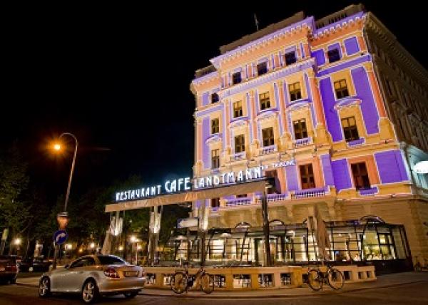 المقاهي في النمسا تبيع مياه الصنبور للزبائن