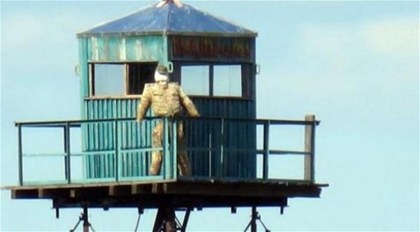 صورة: روسيا تستخدم "فزاعة" لمراقبة الحدود مع الصين