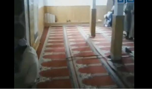 فضيحة : صلاة بإماميين بسبب خلاف بين مصلين بالصخيرات‎