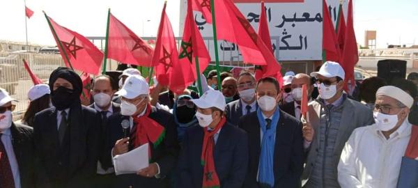 الوفد المرافق لـ"أمزازي" بالكركرات يتعرض لحادثة سير وهذه حالة المصابين