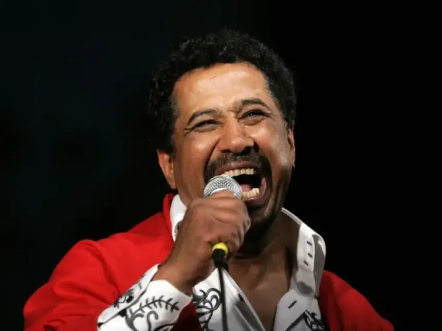 "ملك الراي" في مرمى النيران .. حفل الشاب خالد بالبيضاء يثير غضب "الجيران" بعد نكسة "الكان"