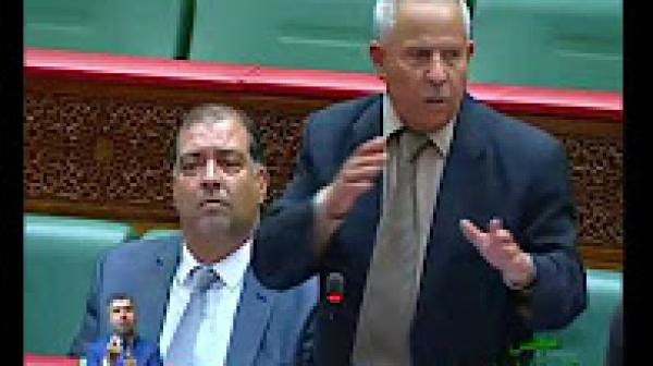 برلماني : الفلاحة الصغار و الكبار  كانوا عندم عيد وطني بسي عزيز أخنوش