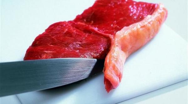 احذر...الإفراط في الوجبات الدسمة ينذر بأمراض الكبد