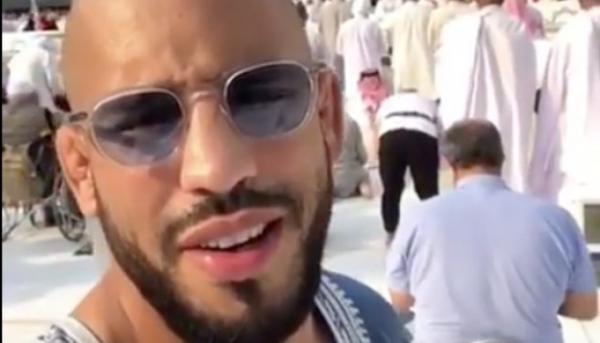 بالفيديو: البطل أبو زعيتر يشجع شقيقه من وسط الحرم المكي