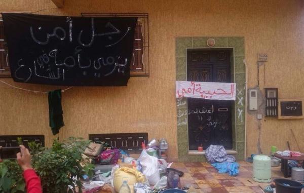 افراغ منزل مسنة بالقوة لفائدة ابنها يشعل الفيسبوك بهذه المدينة (صورة)