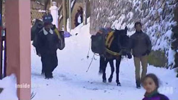 قناة أمريكية في جولة عبر جبال الاطلس المغربية للتعرف على عادات سكانها