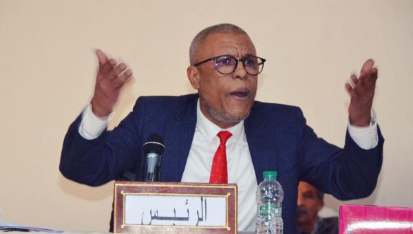 هل يكون "الزمزامي" أول رئيس جماعة بالمغرب يتم "عزله" على بعد أشهر قليلة من انتخابه؟