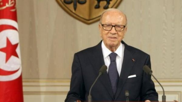 مخاوف على الحريات في تونس بعد فرض حالة الطوارئ