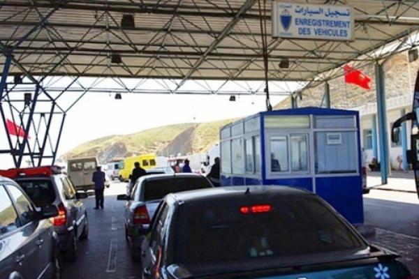 باب سبتة .. ضبط وحجز 121 كلغ من مخدر الشيرا  في سيارة مرقمة بإسبانيا