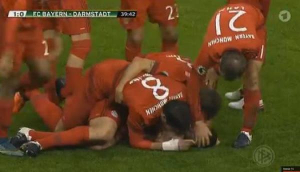 هدف تشابي ألونسو الخرافي ضد فريق دارم شتات