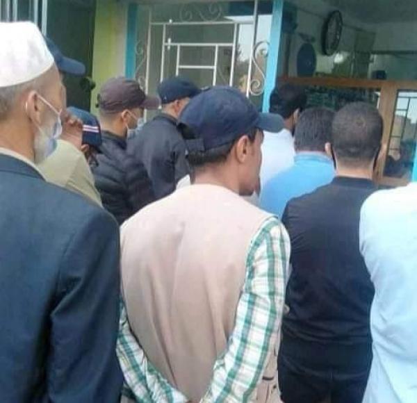 ندرة صيدليات الحراسة بسطات يتسبب في اكتظاظ "ملغّم" ويهدد بتفشي الوباء بين الساكنة