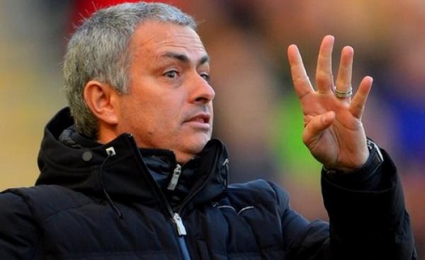 تصريحاتُ جوزيه مورينيو بخُصوصِ "الخُضر" تُغضِب الجزائريين