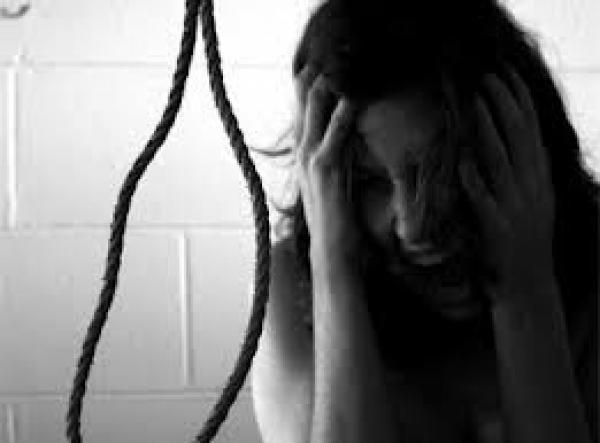 القنيطرة : طالبة جامعية تقدم على الانتحار في ظروف غامضة